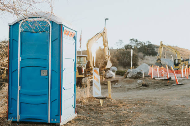 Portable Toilet Options We Offer in Cuyahoga Falls, OH
