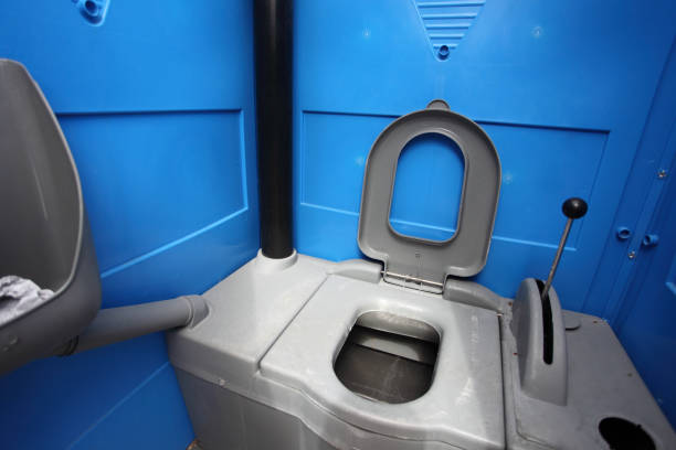 Best Portable toilet rental cost  in Cuyahoga Falls, OH